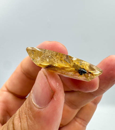 Golden Rutile Star on Quartz (26.5ct Piece)