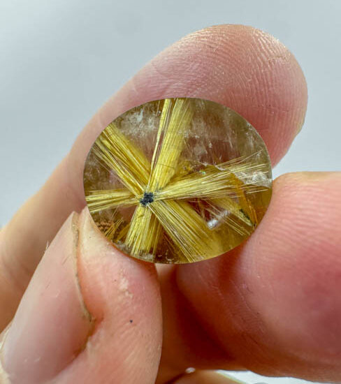 Golden Rutile Star on Quartz (7.5ct Piece)