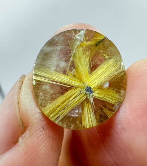 Golden Rutile Star on Quartz (7.5ct Piece)