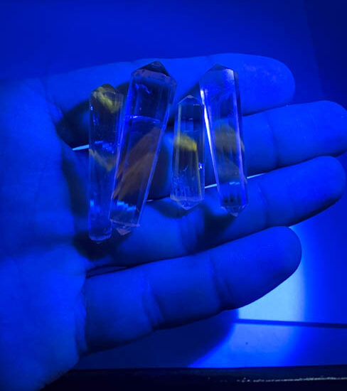 Powellite Ametrine Vogel - Mini (UV Reactive)