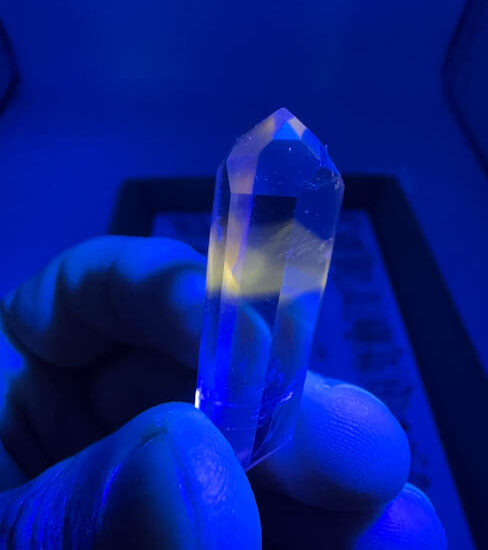 Ametrine DT Points- Mini (UV Reactive)