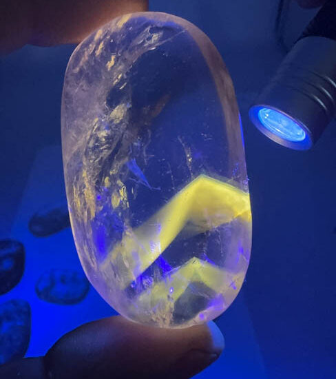 Ametrine Palmstone (UV Reactive)